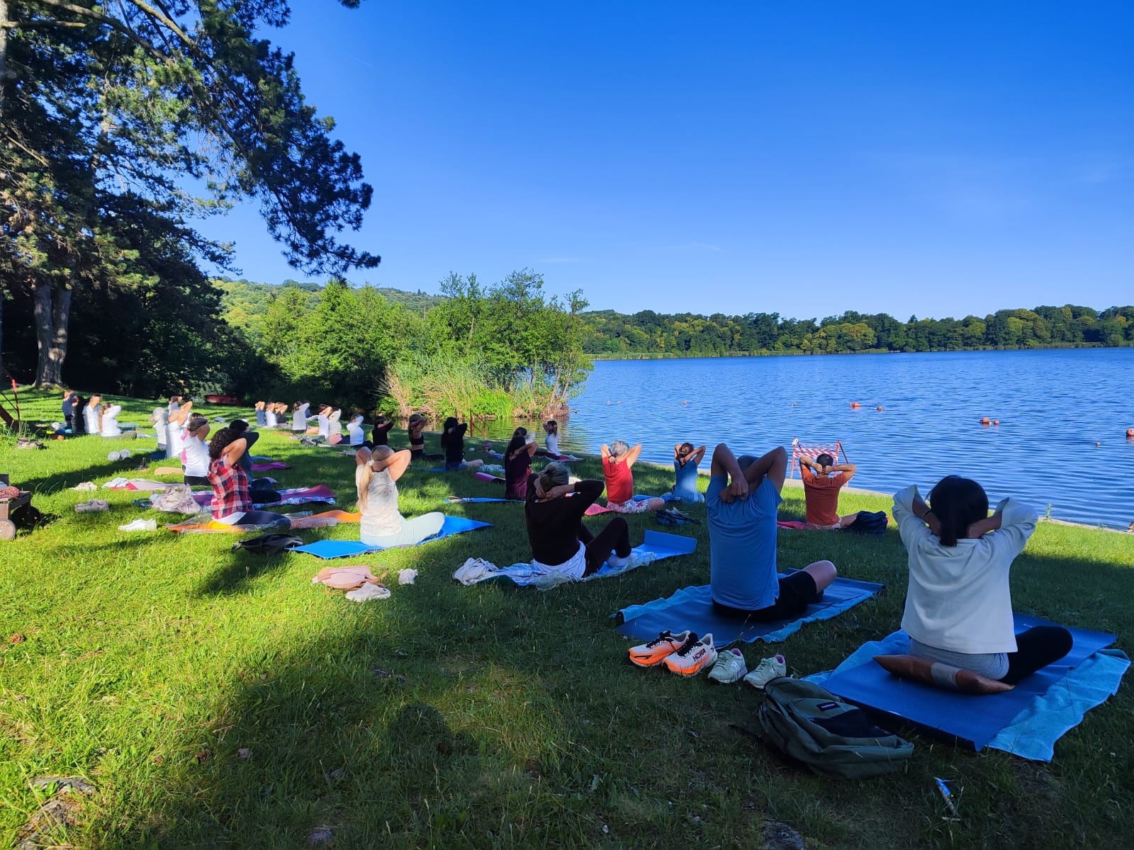 Yoga al Lago – giugno e luglio 2026 – con Draupadi Carmen